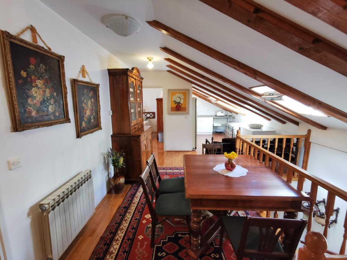 Charming Attic Appartamento